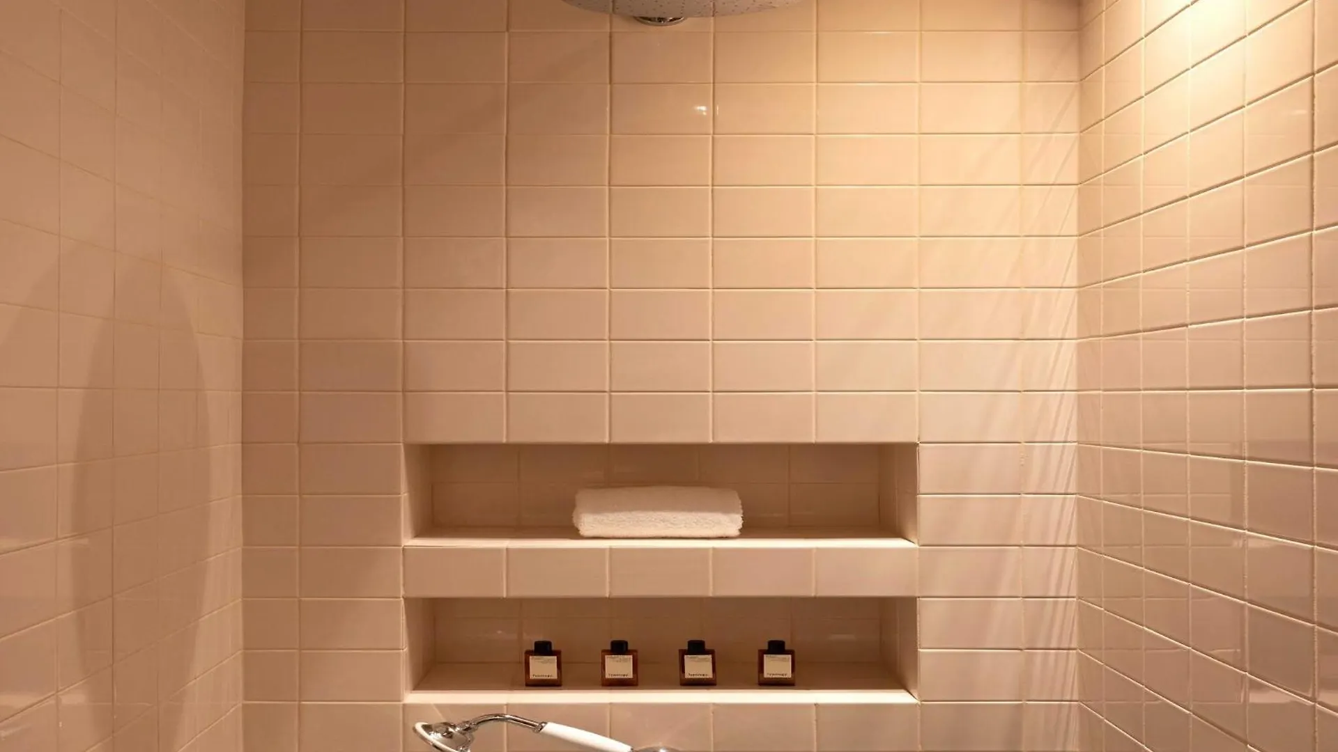 Palais Bourbon Hotel - Room 31- 4P - Invalides パリ 0*,