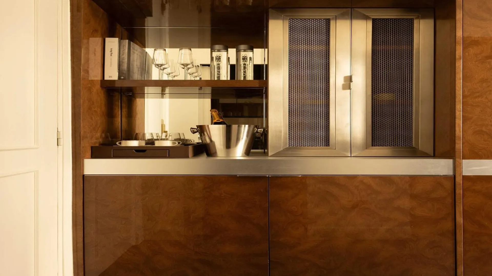 Palais Bourbon Hotel - Room 31- 4P - Invalides Paris 0*,  France